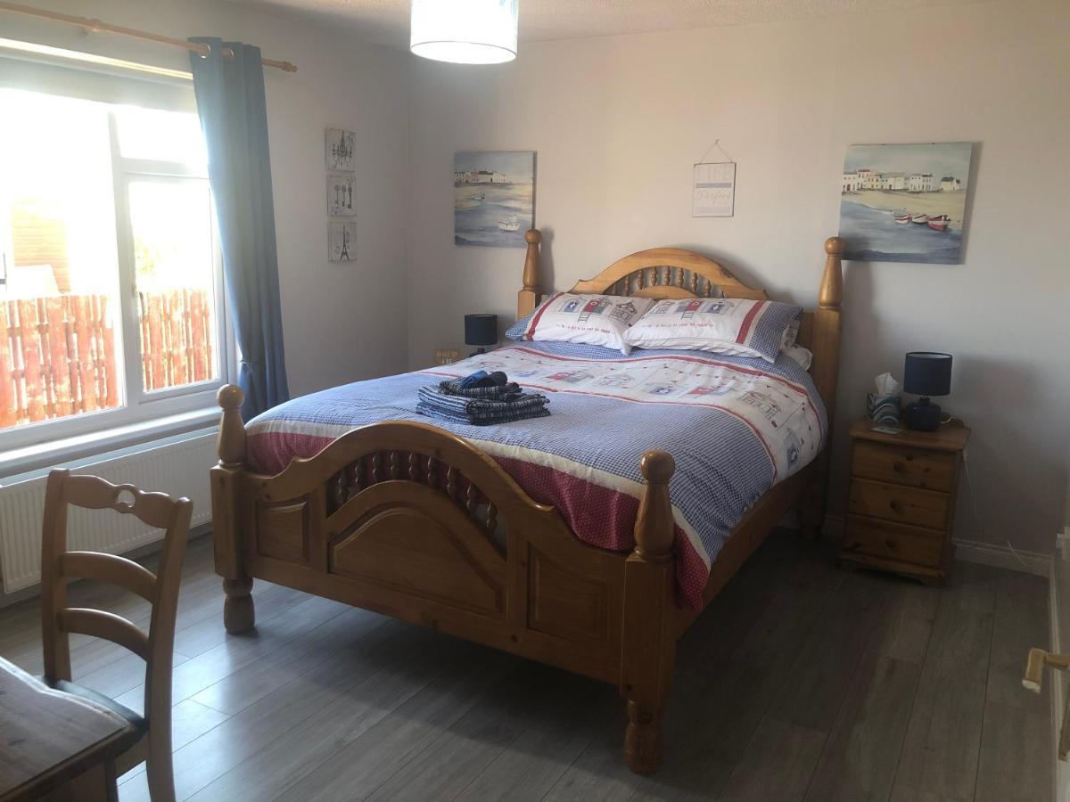 Moneydarragh Cottage With Uninterrupted Mountain And Sea Views- Hot Tub Available For Hire 애날롱 외부 사진